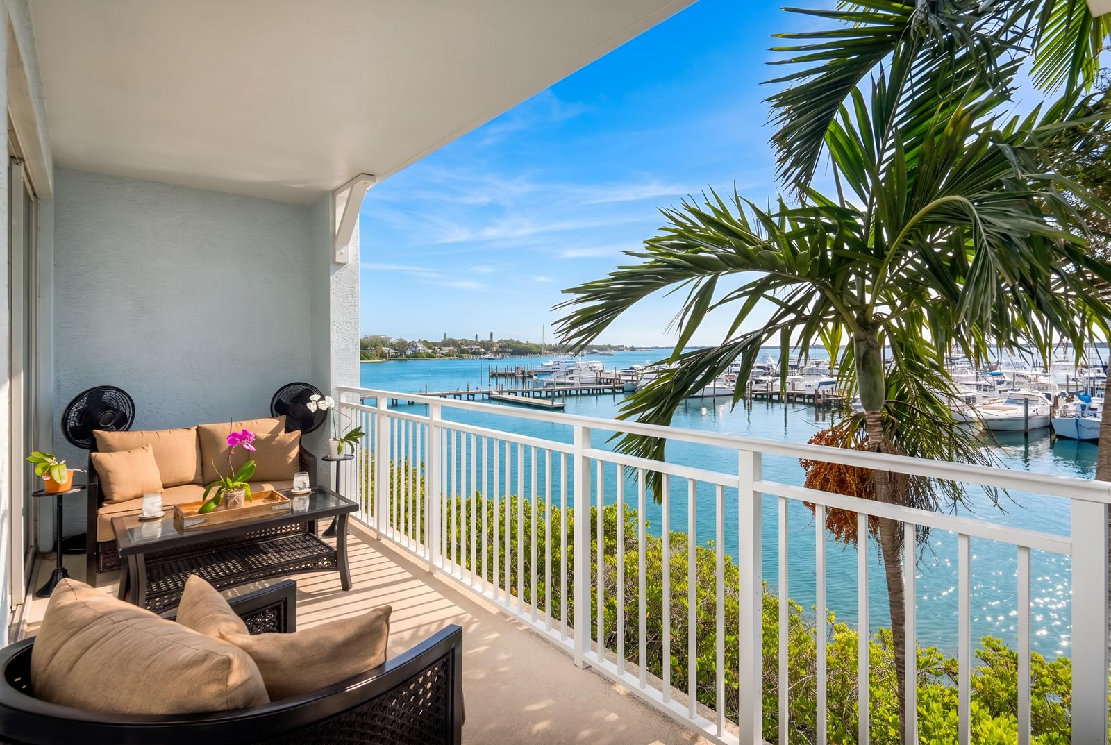 875 NW Flagler Avenue #203, Stuart, FL 34994 photo 2