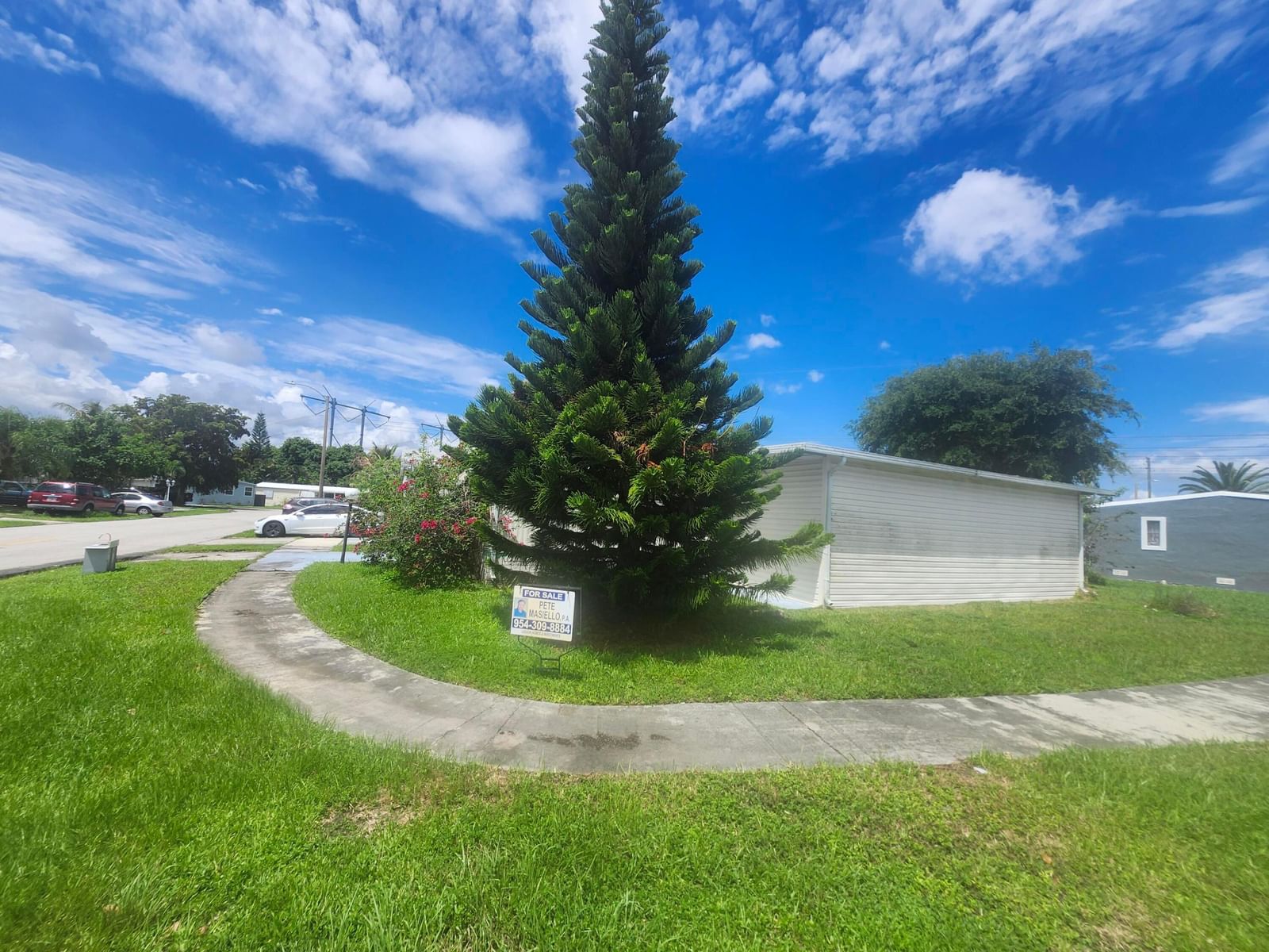 290 NW 218th Way #Lot 473, Pembroke Pines, FL 33029 photo 2