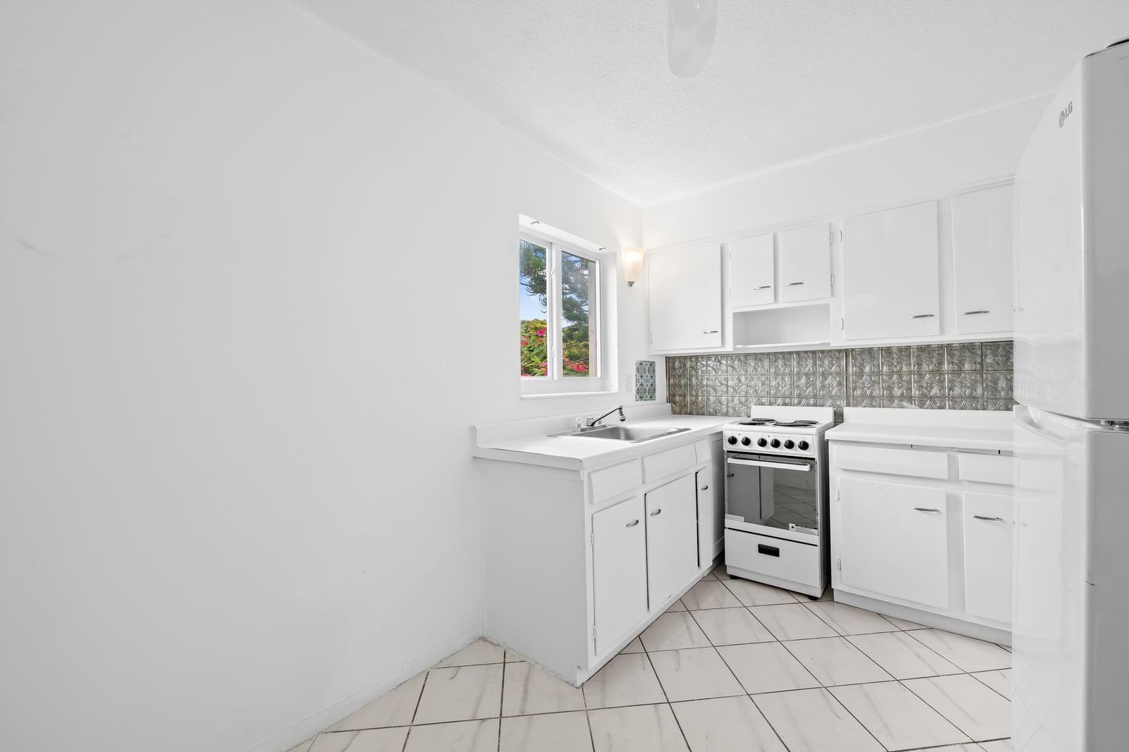2601 NE 1st Street #17, Pompano Beach, FL 33062 photo 4
