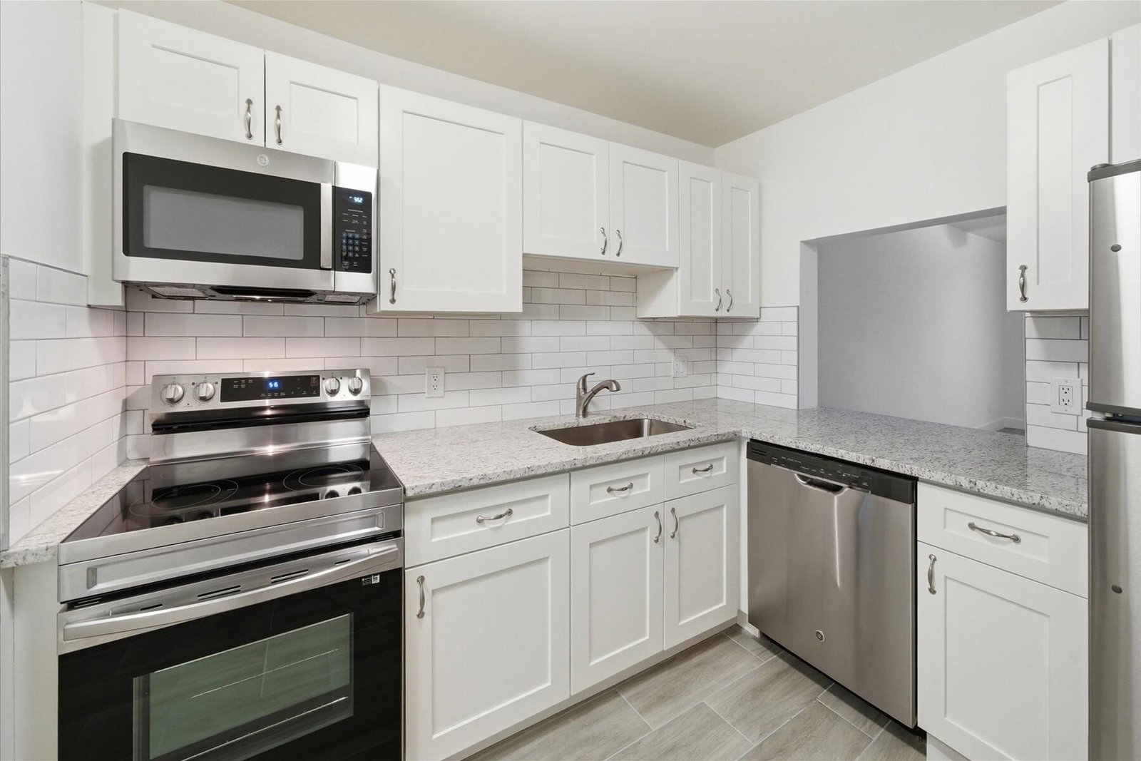 428 Grove Isle Circle #9, Vero Beach, FL 32962