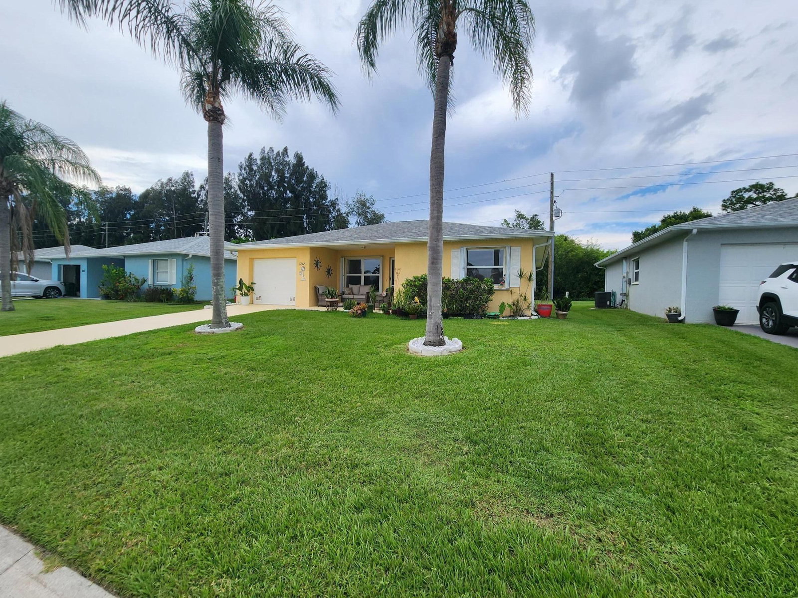 5668 Travelers Way, Fort Pierce, FL 34982 photo 2