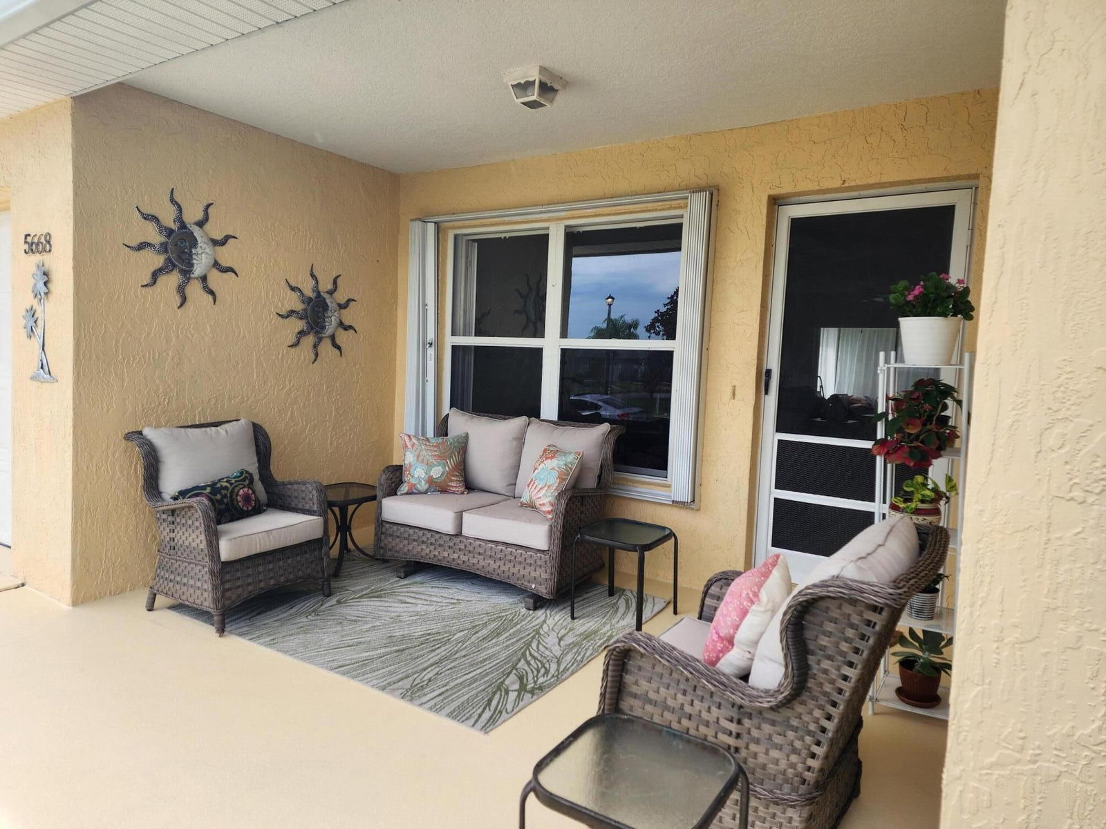 5668 Travelers Way, Fort Pierce, FL 34982 photo 5