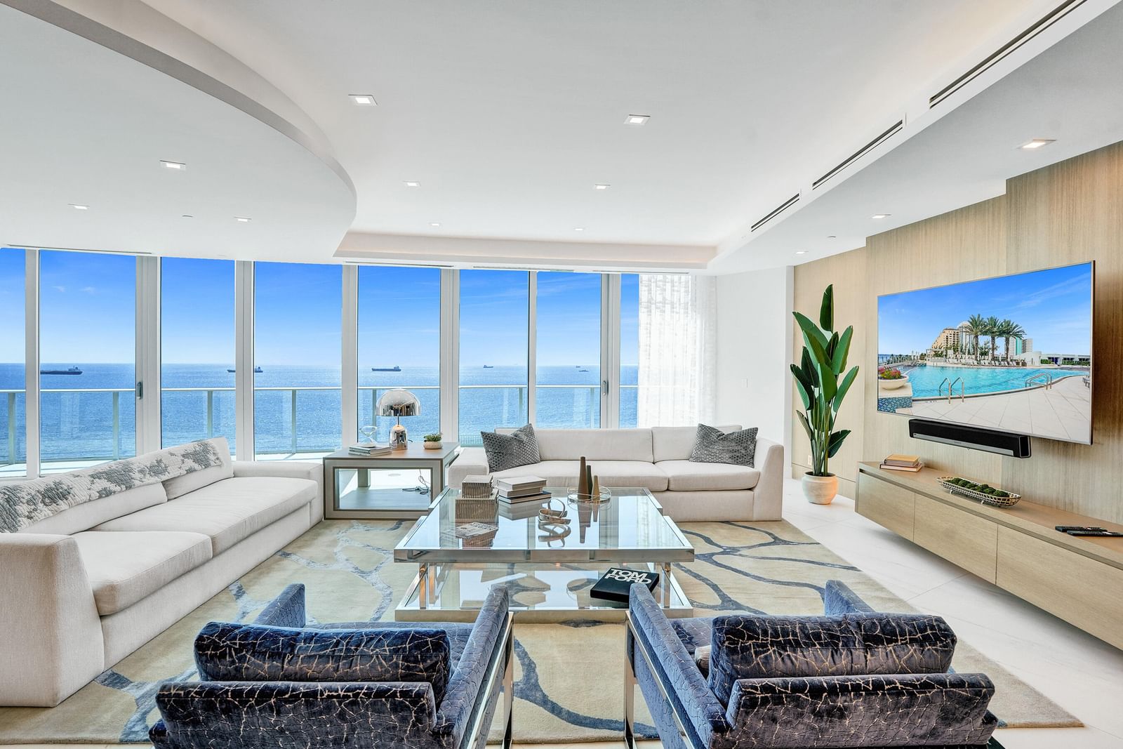701 N Fort Lauderdale Beach Boulevard #A1, Fort Lauderdale, FL 33304 photo 2