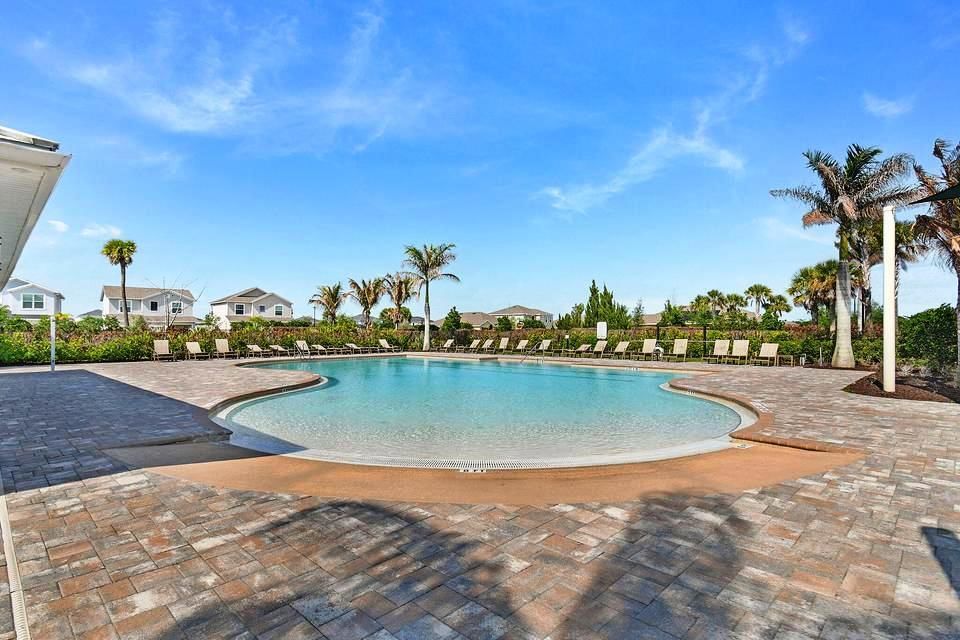 10519 SW Vasari Way, Port St Lucie, FL 34987 photo 2