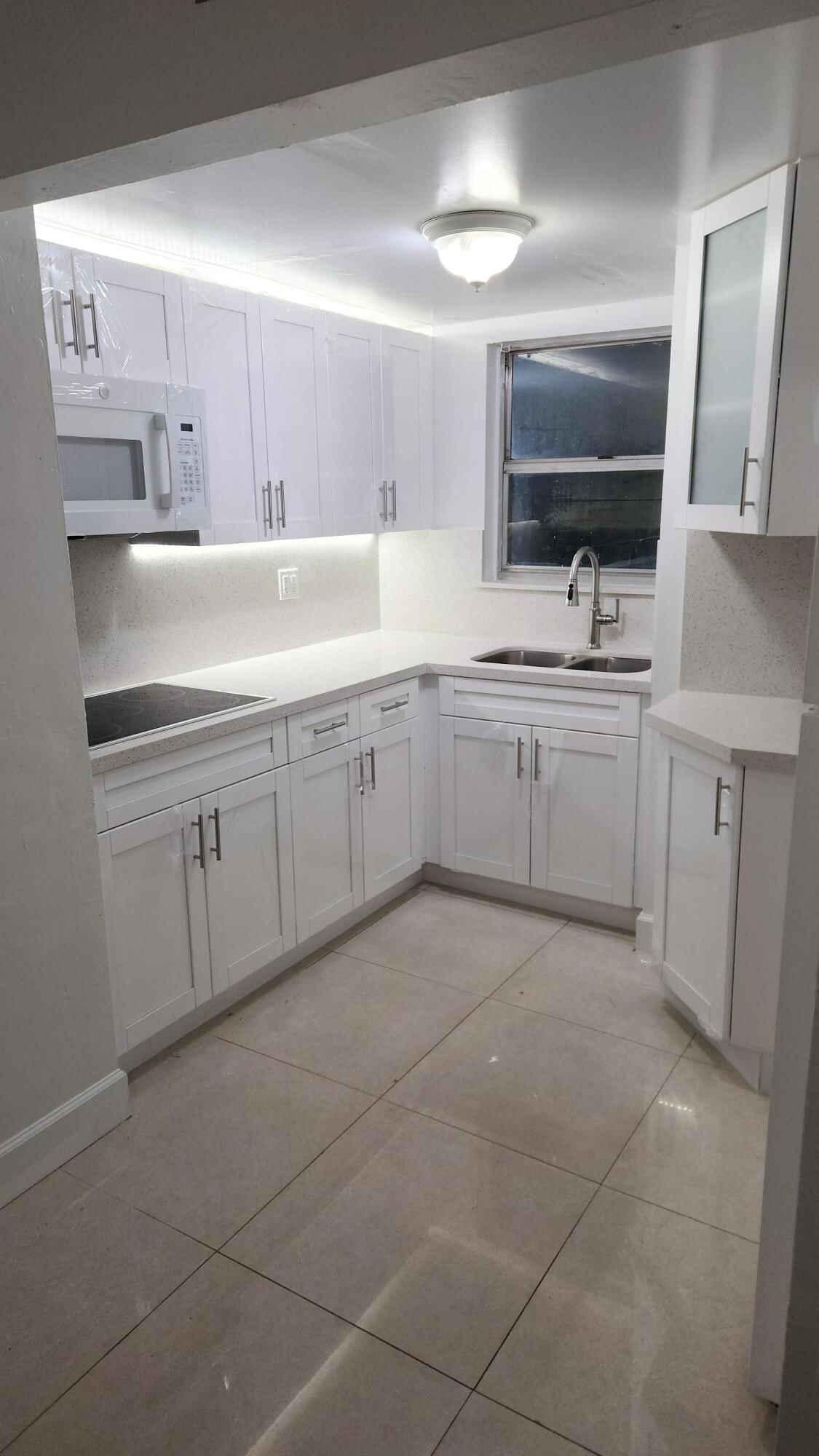 210 Fontainebleau Boulevard #311, Miami, FL 33172 photo 4