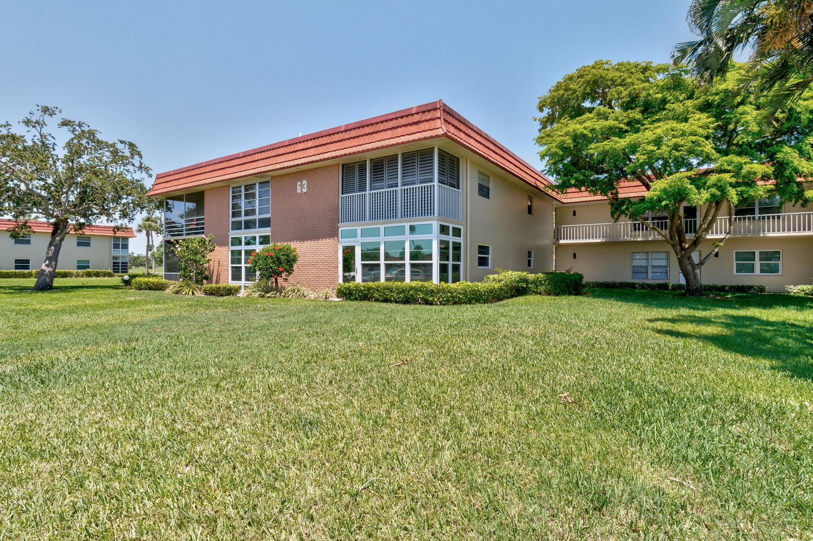 63 Woodland Drive #203/204, Vero Beach, FL 32962 photo 2