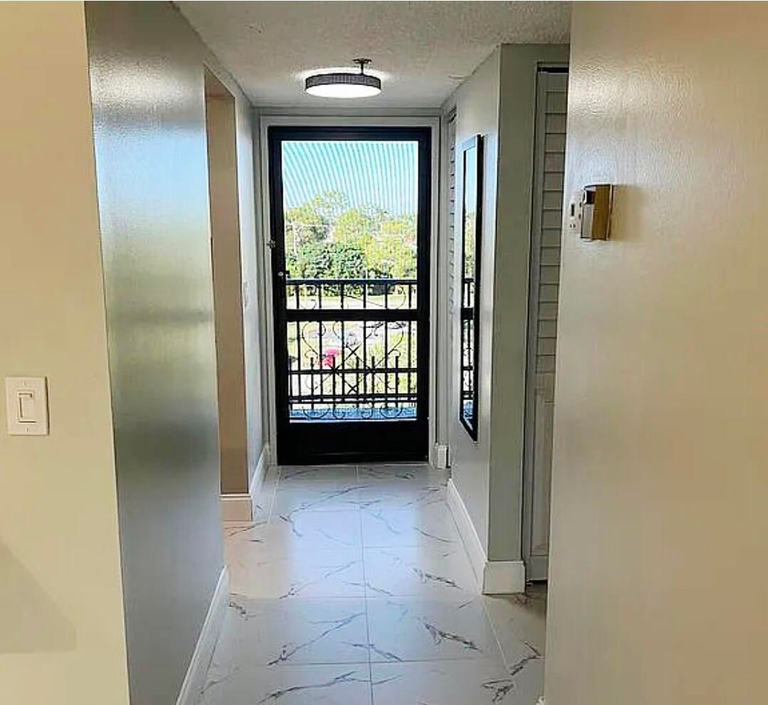 4640 W Lucerne Lakes Blvd Boulevard #505, Lake Worth, FL 33467 photo 3