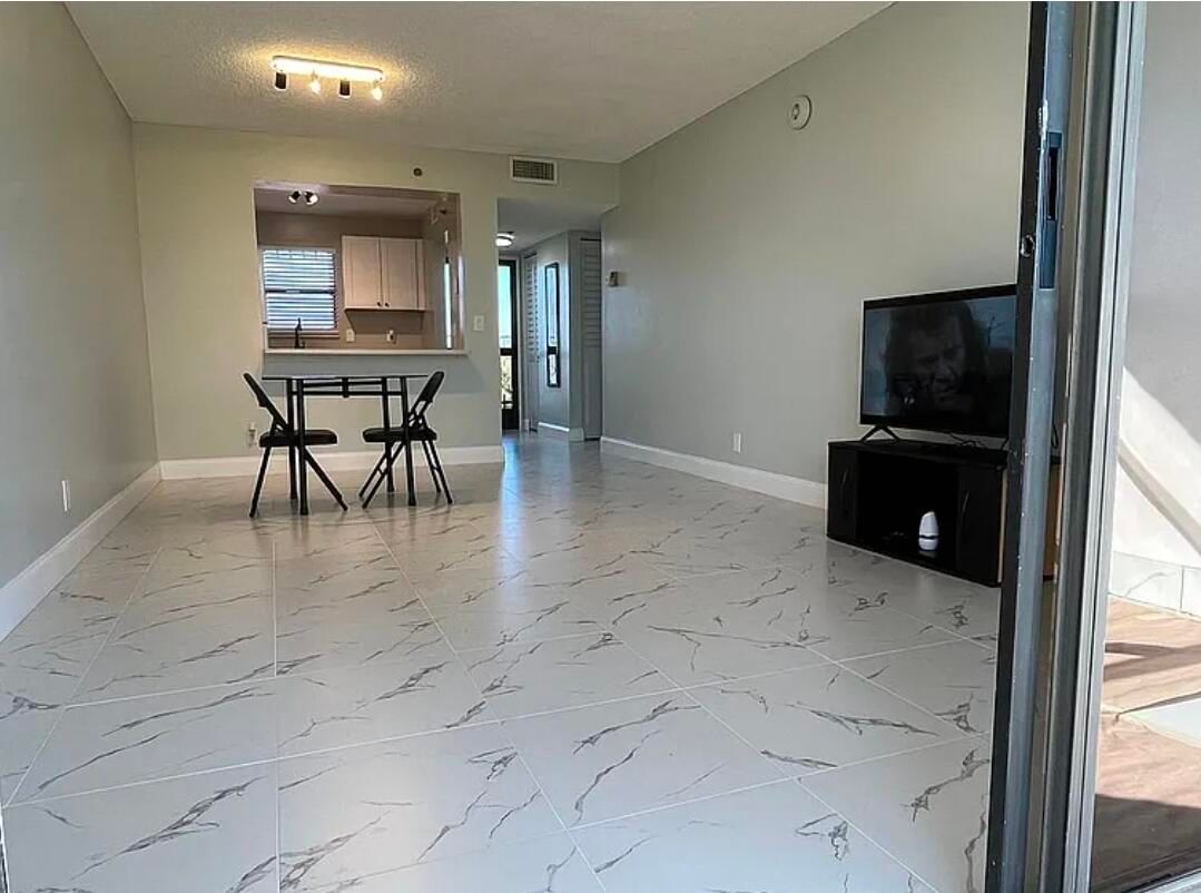 4640 W Lucerne Lakes Blvd Boulevard #505, Lake Worth, FL 33467 photo 5