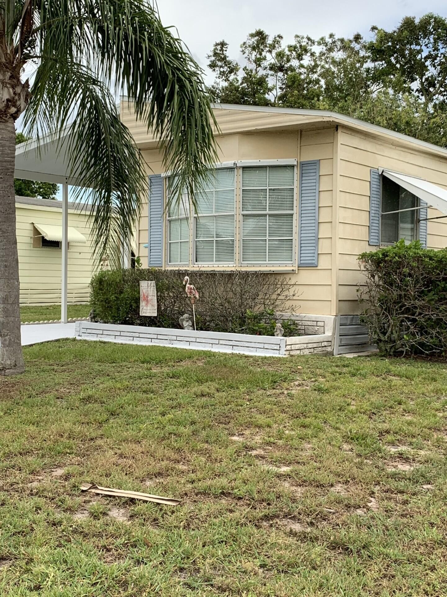125 E Caribbean, Port St Lucie, FL 34952 photo 2