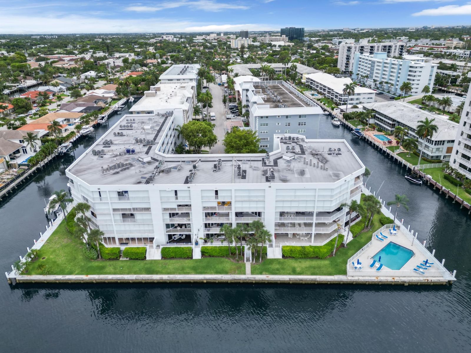 3100 NE 47th Court #305, Fort Lauderdale, FL 33308 photo 2