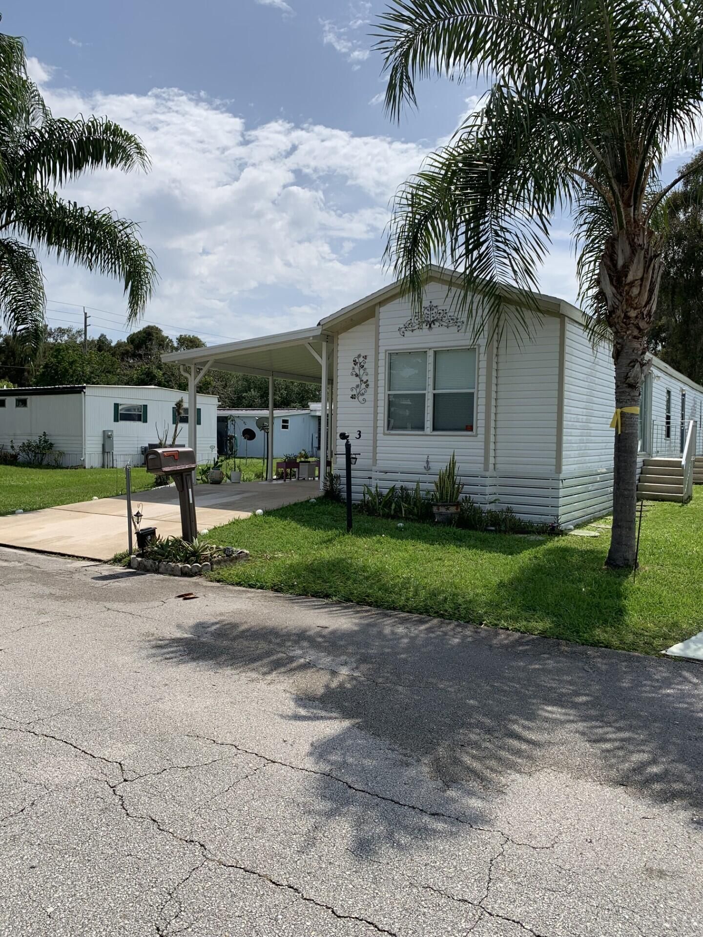 3 Mediterranean Boulevard E, Port St Lucie, FL 34952 photo 2