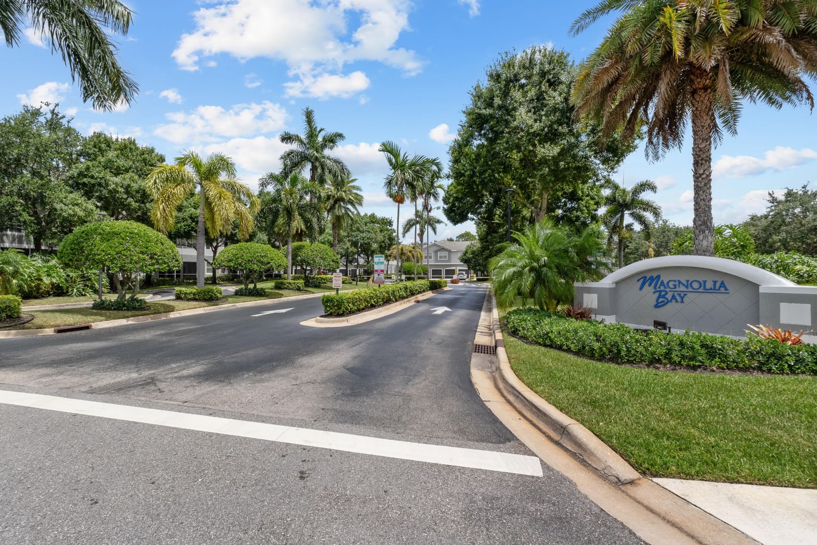 3122 Grandiflora Drive, Greenacres, FL 33467 photo 2