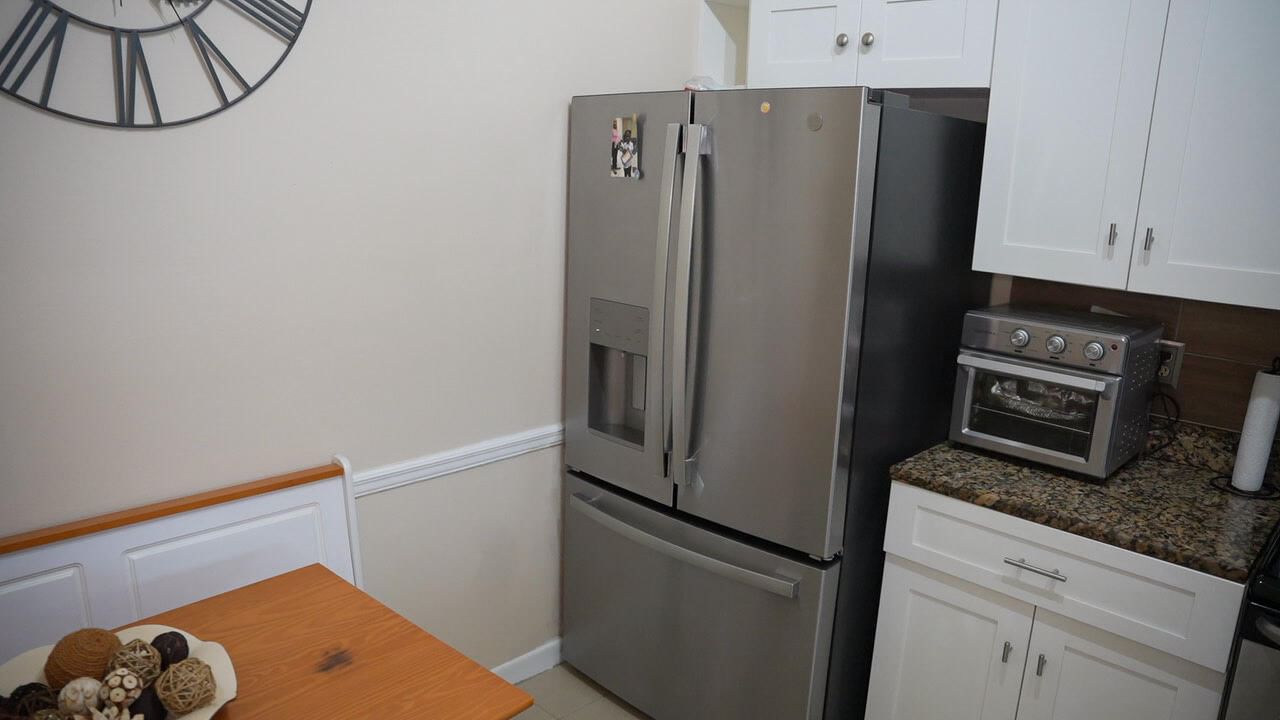 201 Maplewood Drive #201, Greenacres, FL 33415 photo 3