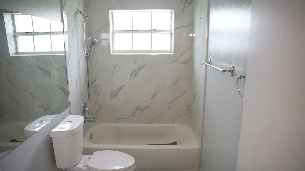 201 Maplewood Drive #201, Greenacres, FL 33415 photo 4