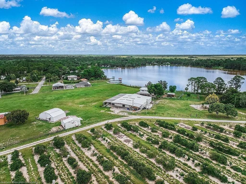 115 Heinley Road, Lake Placid, FL 33852 photo 2
