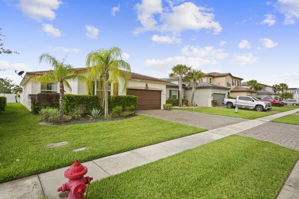 12500 NW Stanis Lane, Port St Lucie, FL 34987 photo 2