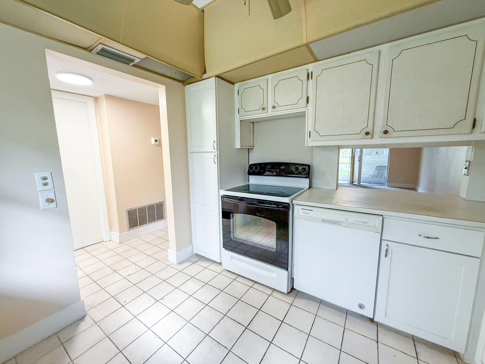 604 NE 2nd Street #122, Dania Beach, FL 33004 photo 5