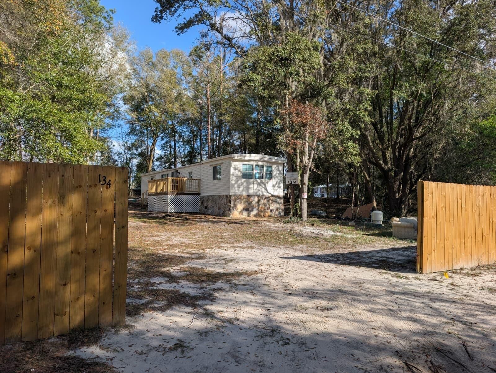 134 John Street, Hawthorne, FL 32640 photo 4