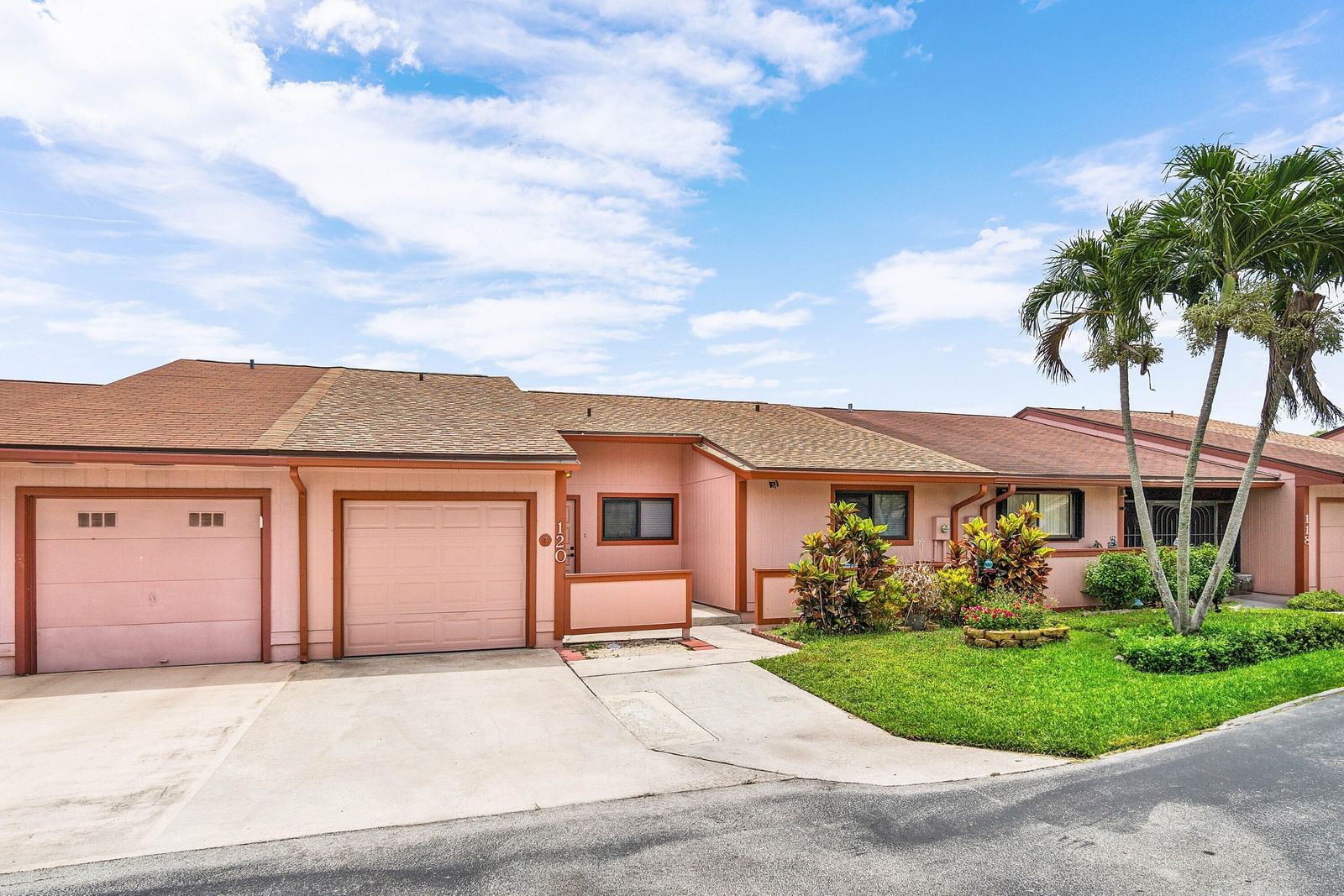 120 Mayfair Lane, Boynton Beach, FL 33426 photo 3