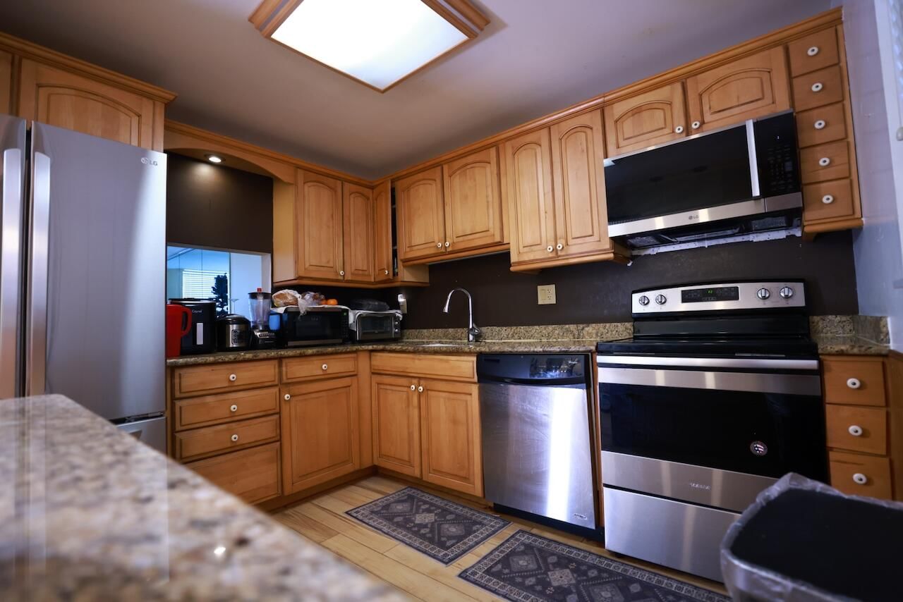 6570 Royal Palm Boulevard #106j, Margate, FL 33063 photo 4