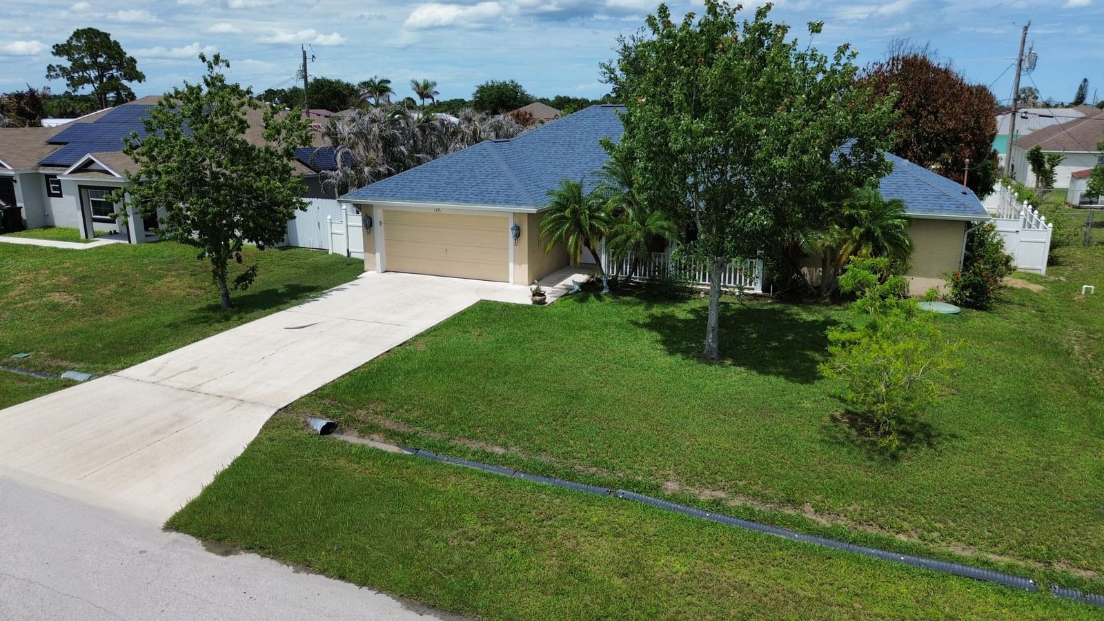 1773 SW Finch Lane, Port St Lucie, FL 34953 photo 2