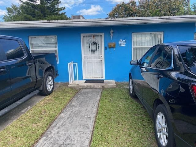 14291 Polk Street, Miami, FL 33176 photo 2