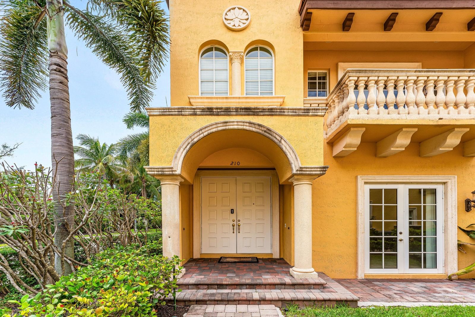 210 NE 69th Circle Cir, Boca Raton, FL 33487 photo 3