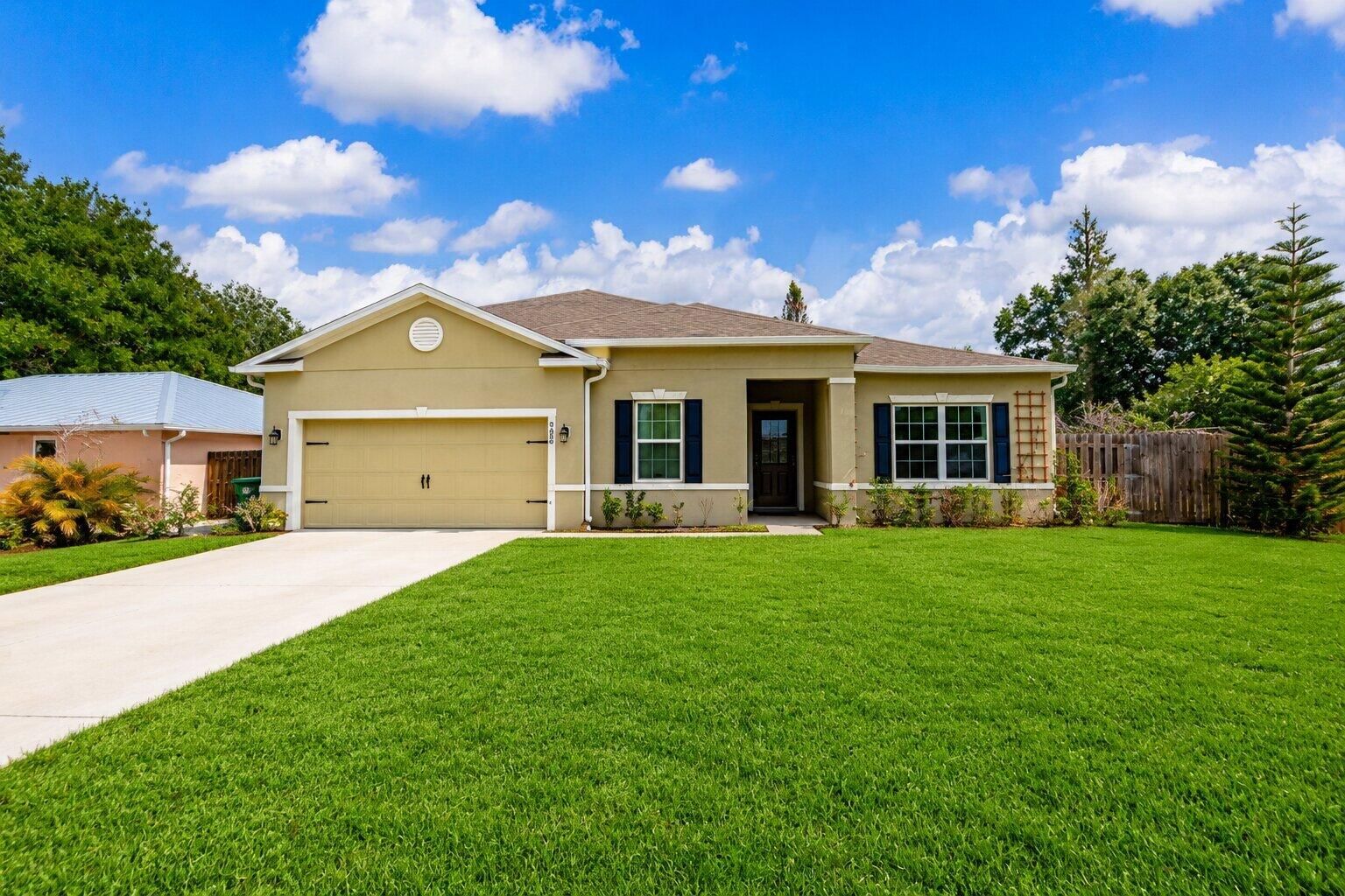 956 Claire Avenue, Sebastian, FL 32958 photo 2