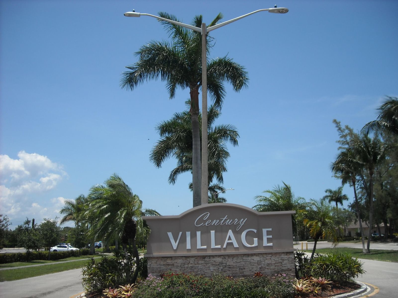 321 Northampton, West Palm Beach, FL 33417 photo 2