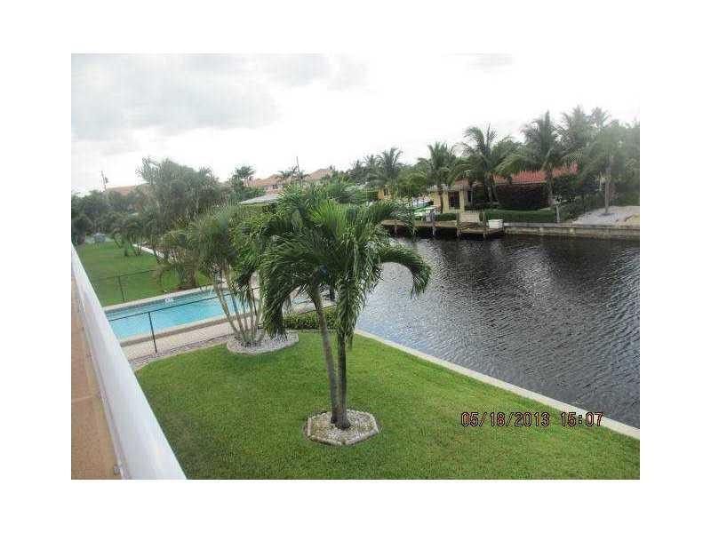 301 E Mcnab Road E #106, Pompano Beach, FL 33060 photo 2