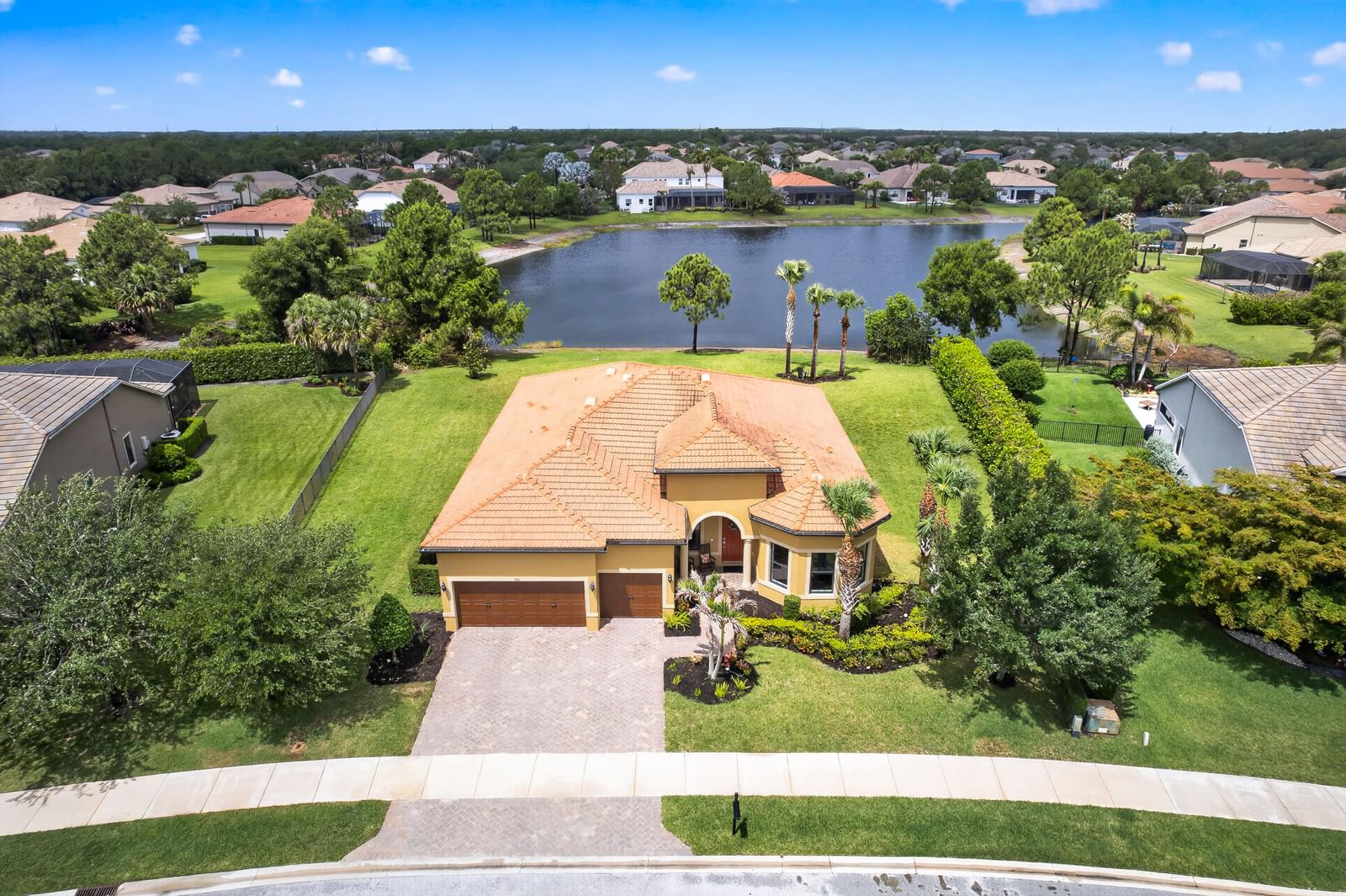 941 SW Sea Green Street, Palm City, FL 34990 photo 2