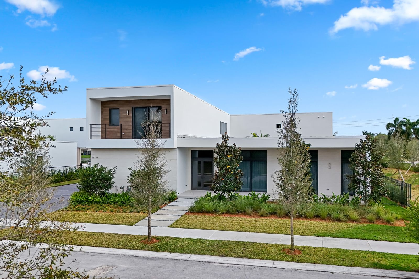 16788 Natures Way, Weston, FL 33326 photo 2