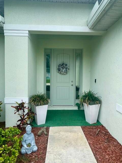 424 SW Ridgecrest Drive, Port St Lucie, FL 34953 photo 5