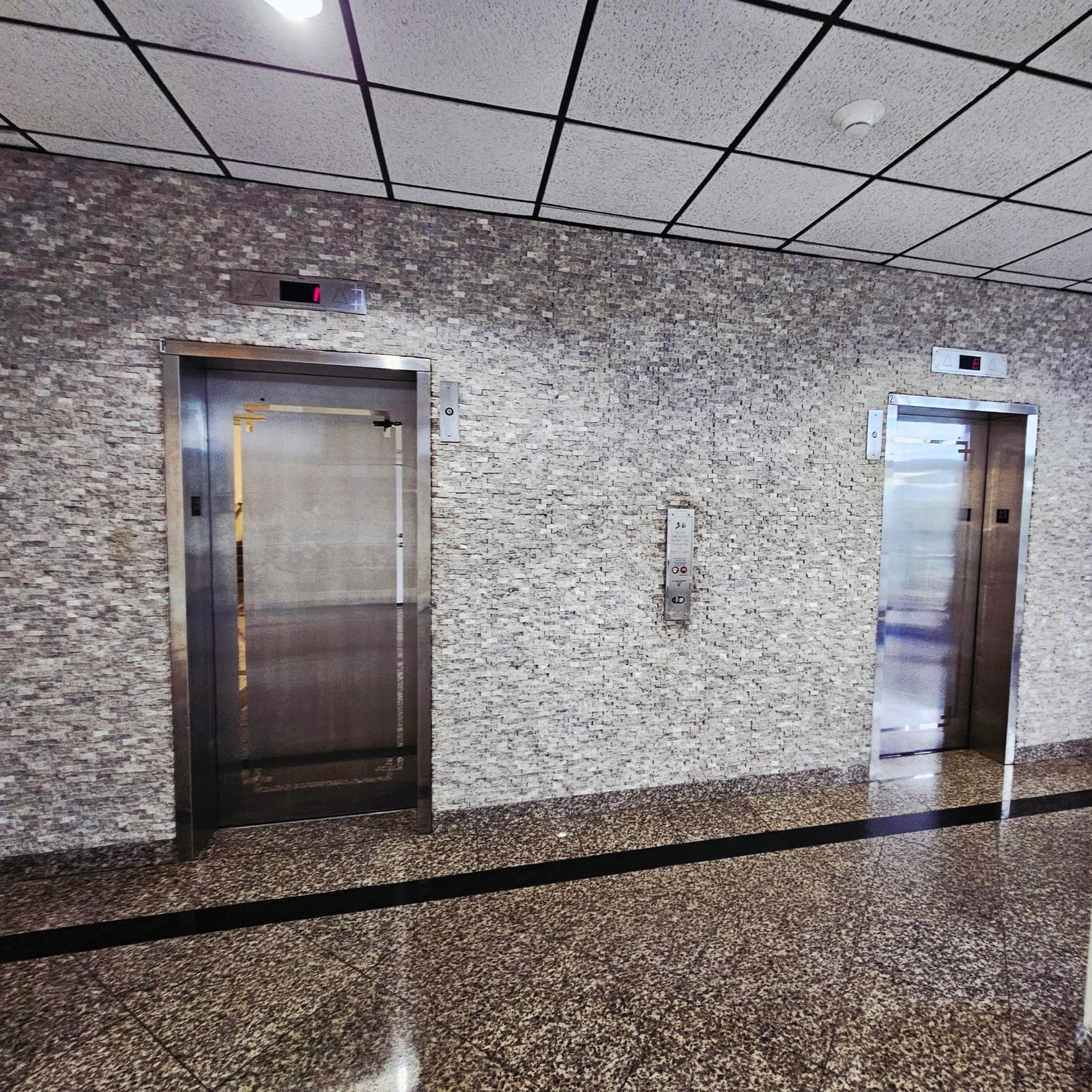 200 S Birch Road #208, Fort Lauderdale, FL 33316 photo 2