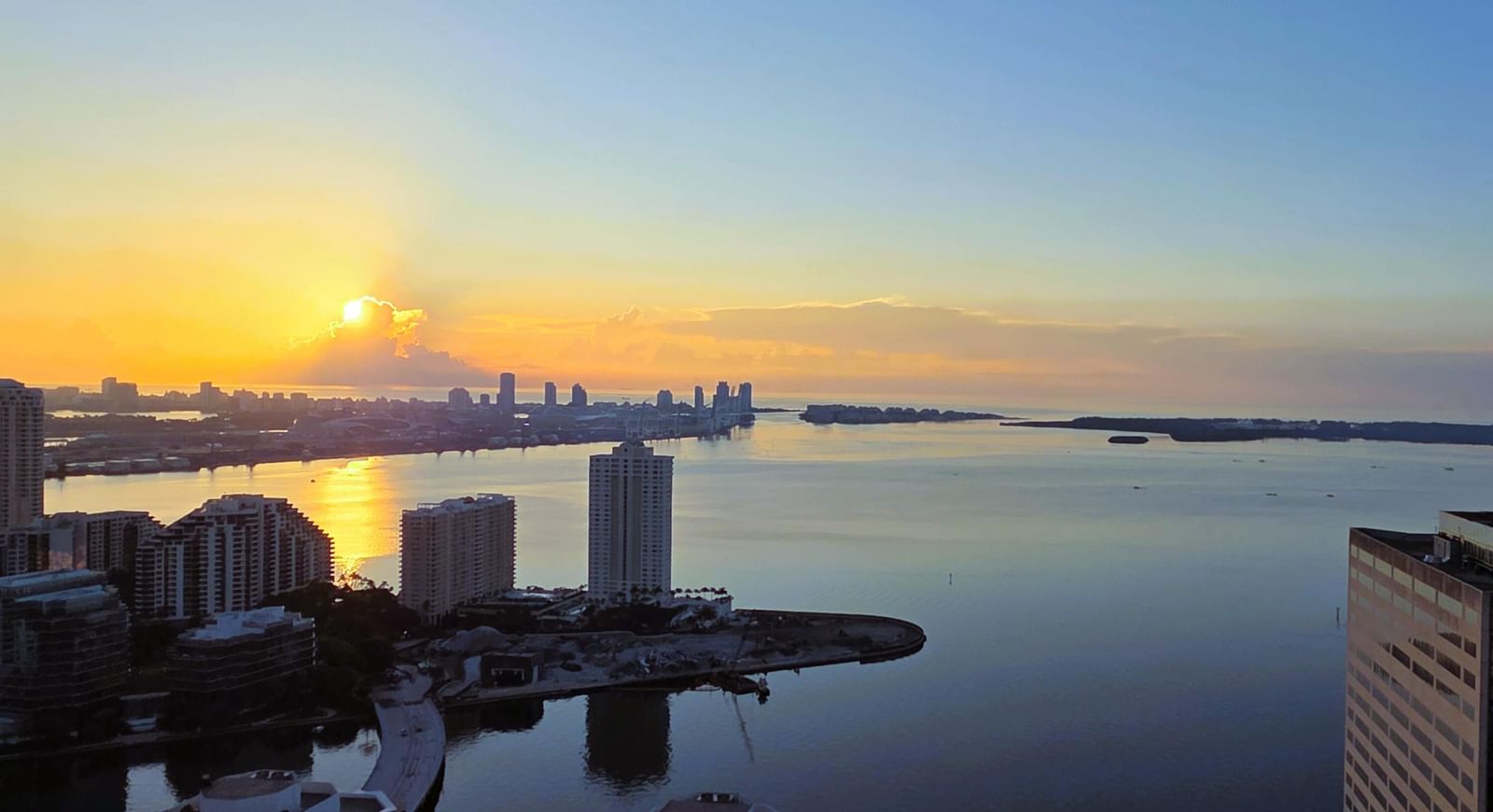 951 Brickell Avenue #4308, Miami, FL 33131 photo 3