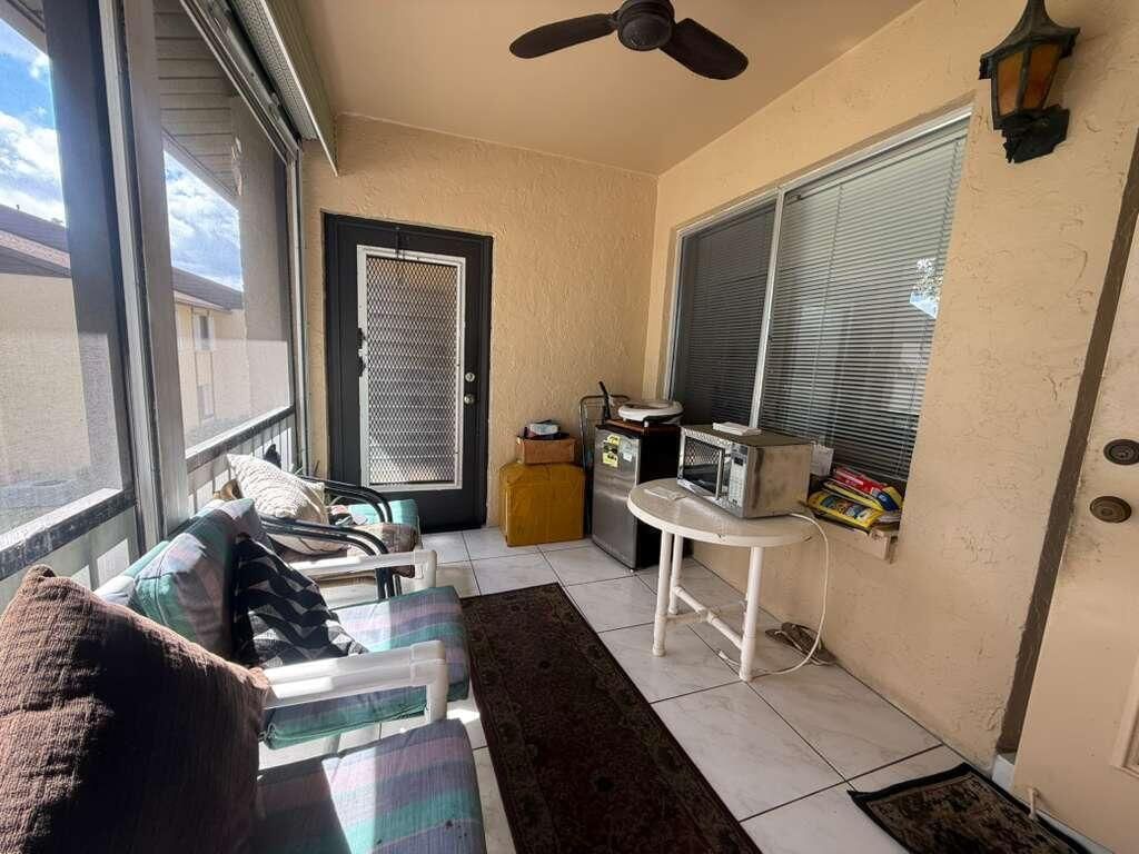 213 Pine Hov Circle Cir #D2, Greenacres, FL 33463 photo 3