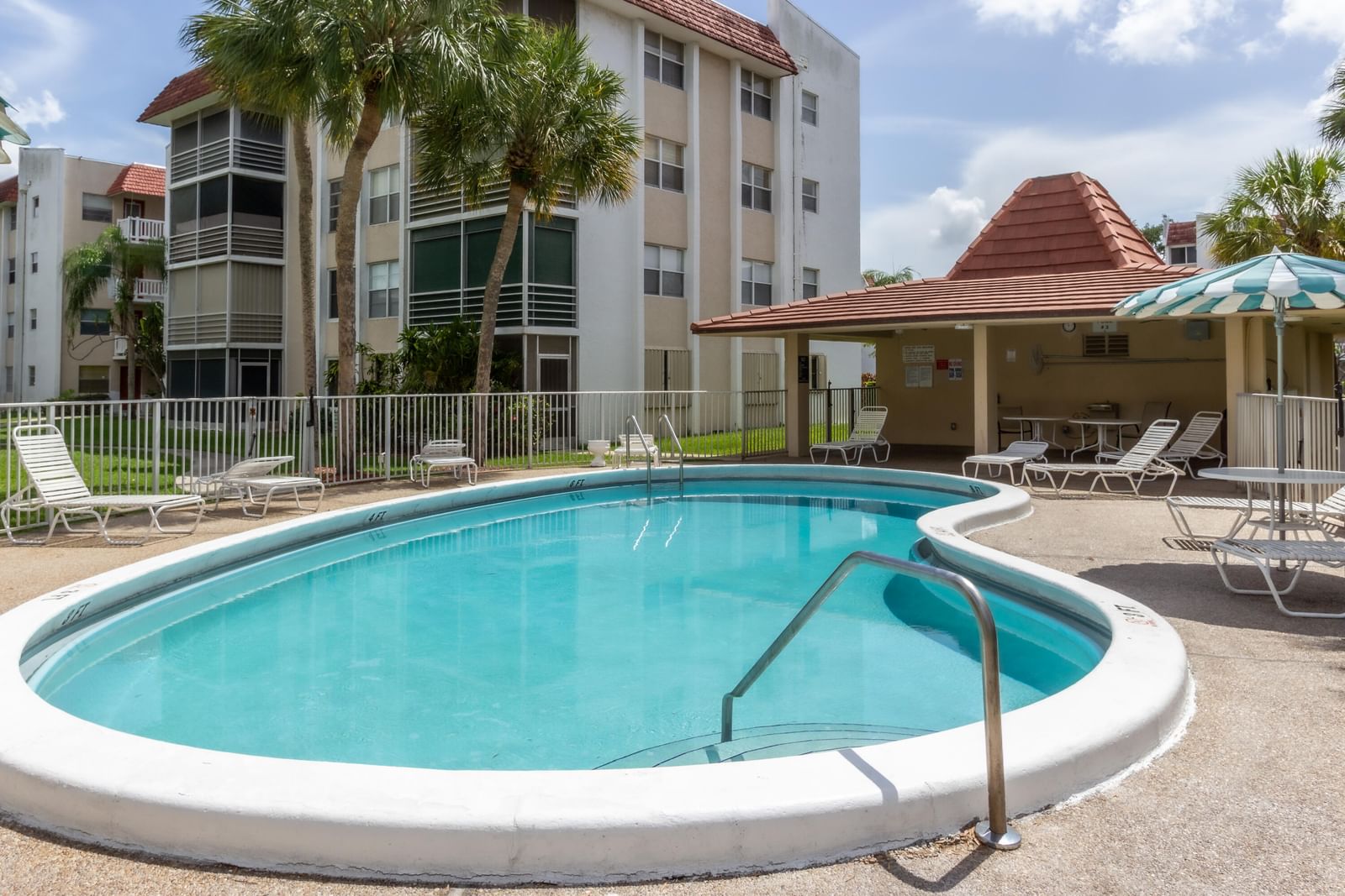 3531 Inverrary Drive #H406, Lauderhill, FL 33319 photo 4