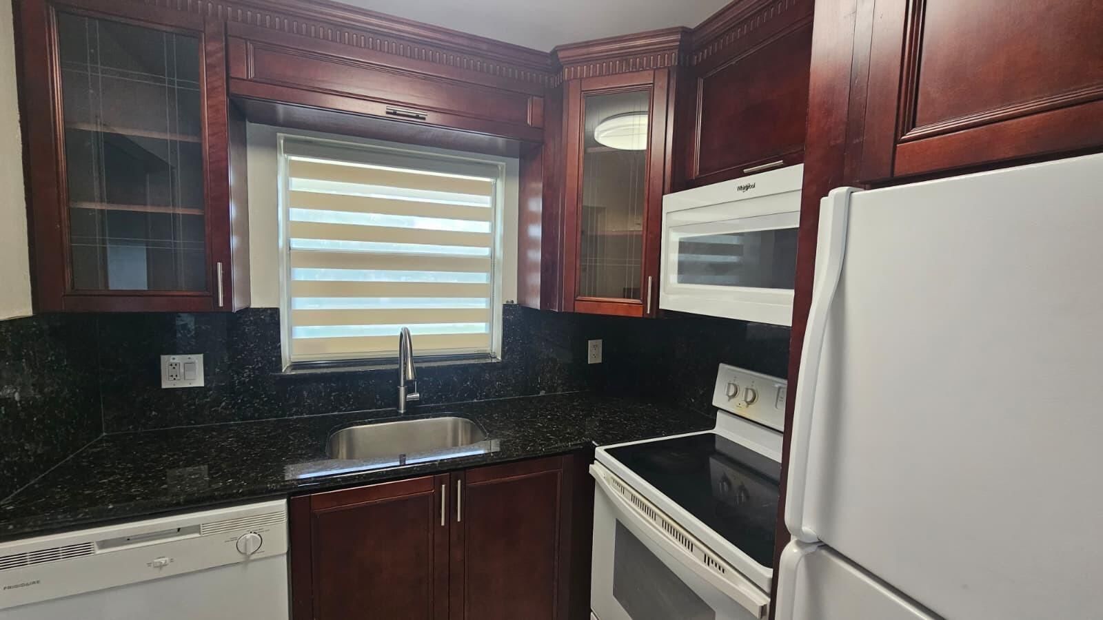 9911 Sandalfoot Boulevard #116, Boca Raton, FL 33428 photo 2