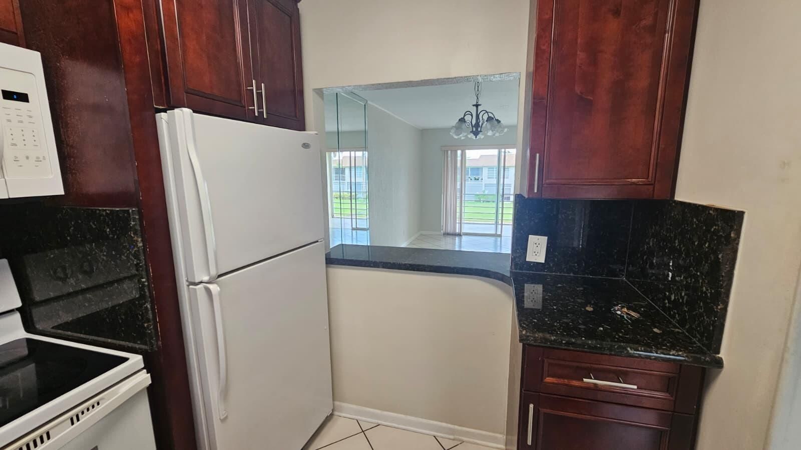 9911 Sandalfoot Boulevard #116, Boca Raton, FL 33428 photo 3