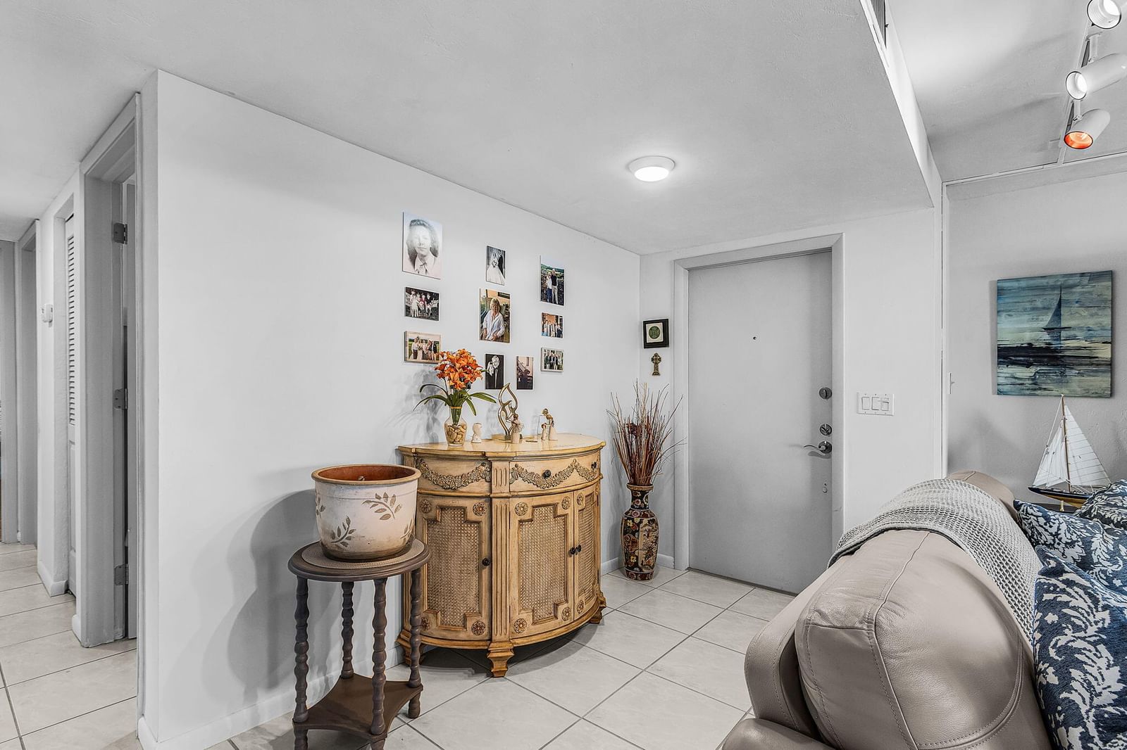 3831 SE 11th Place #101, Cape Coral, FL 33904 photo 3