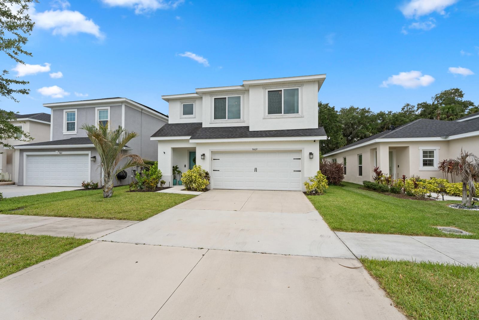 9409 SW Ligorio Way, Port St Lucie, FL 34987 photo 2