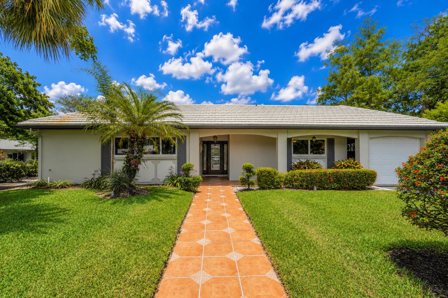 1019 E Cypress Drive, Pompano Beach, FL 33069 photo 3