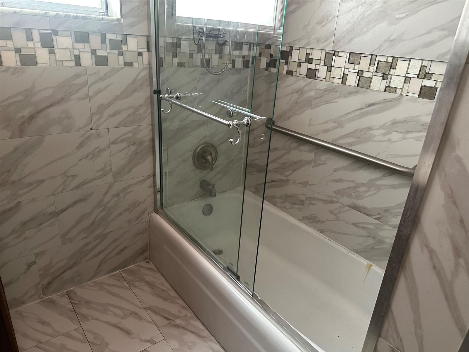 5049 NW 42nd Street, Lauderdale Lakes, FL 33319 photo 2
