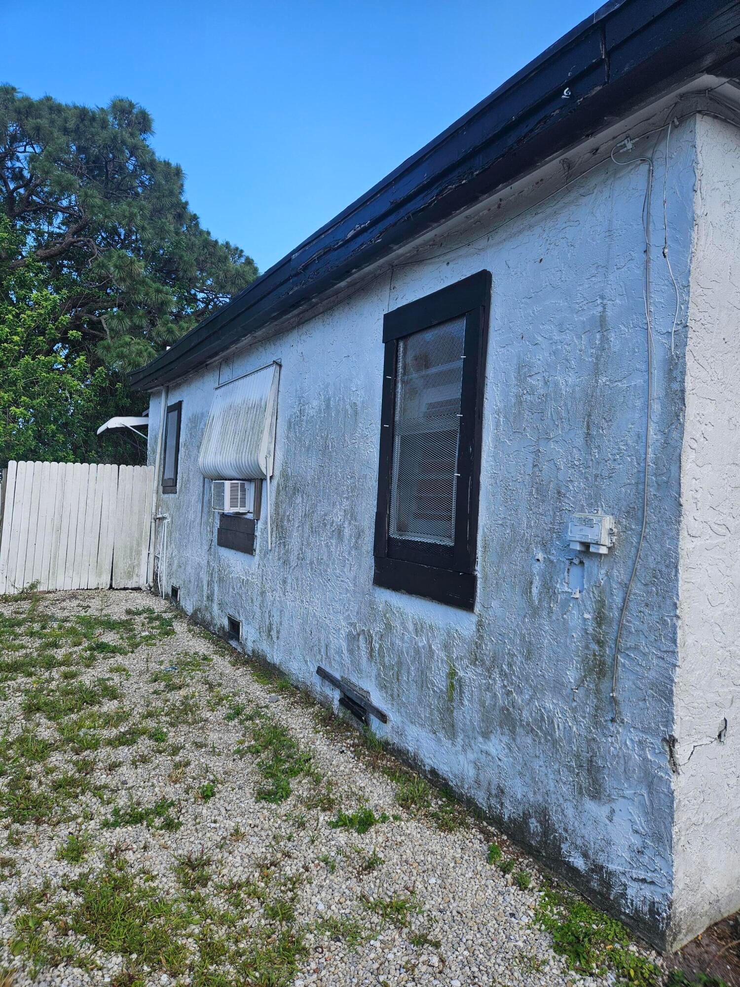516 N 21st Street, Fort Pierce, FL 34950 photo 5
