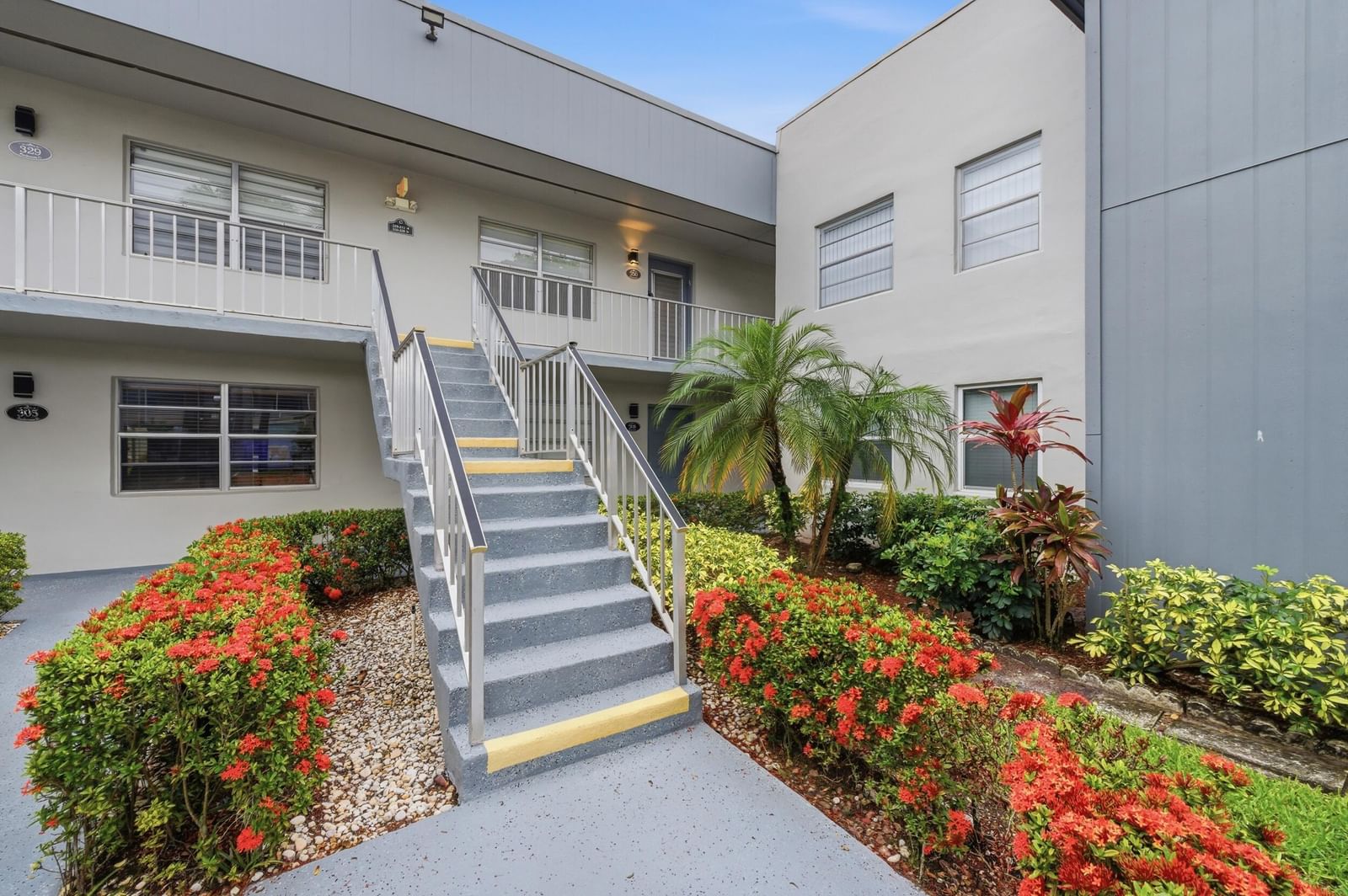 330 Piedmont #330, Delray Beach, FL 33484 photo 3