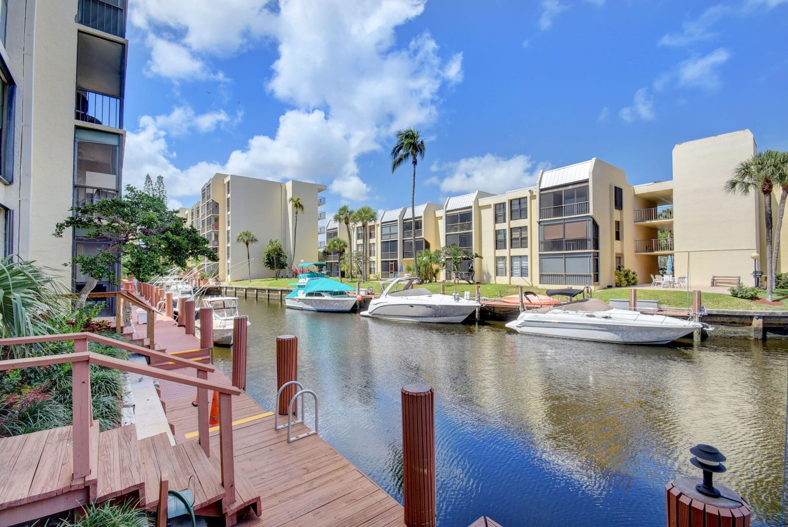 4 Royal Palm Way #601, Boca Raton, FL 33432 photo 2