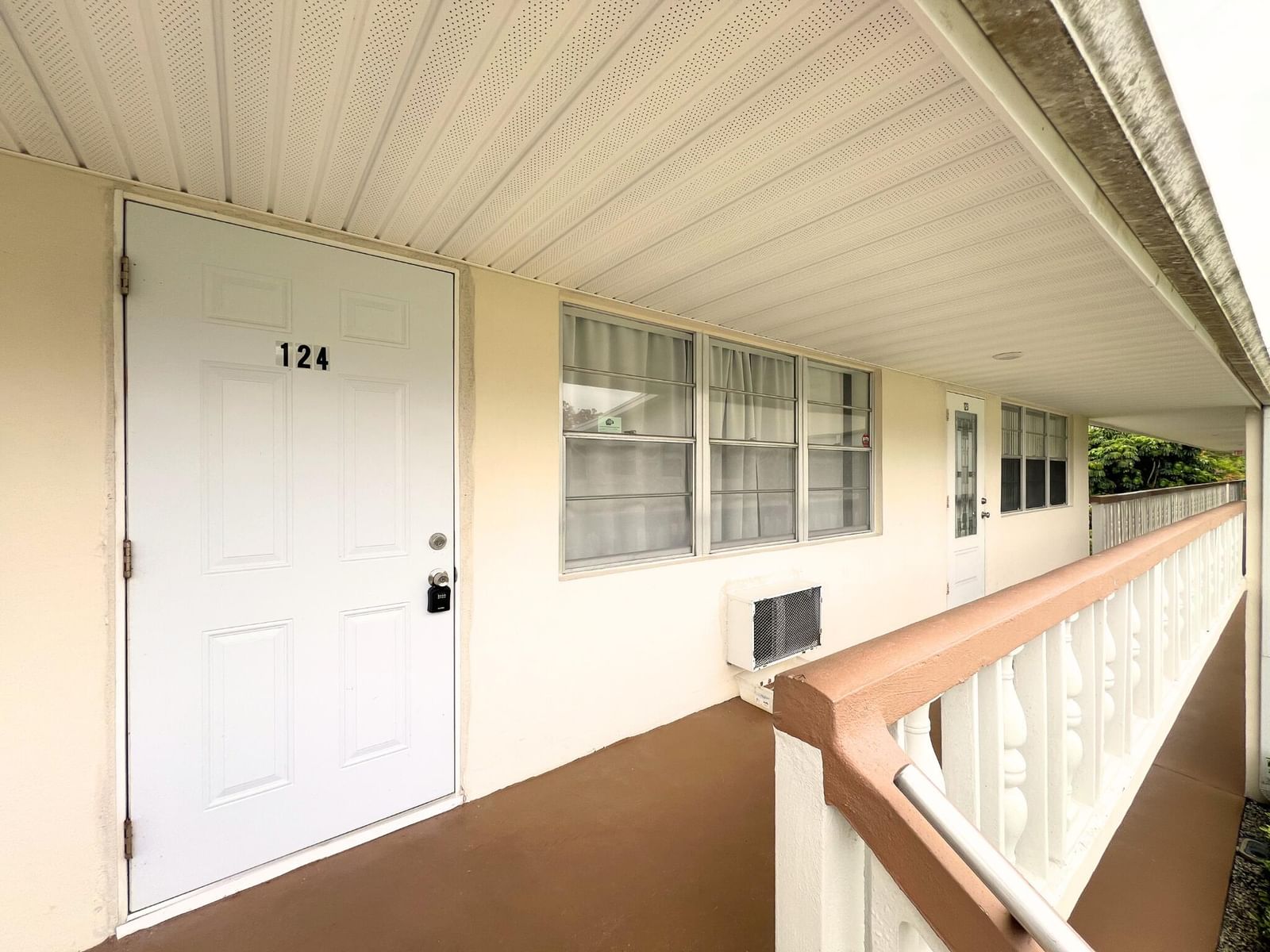 124 E Andover E #124, West Palm Beach, FL 33417 photo 2