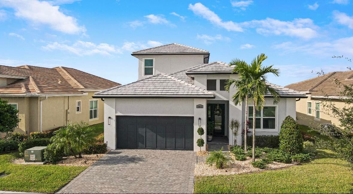 8852 SW Montova Way, Port St Lucie, FL 34987 photo 2