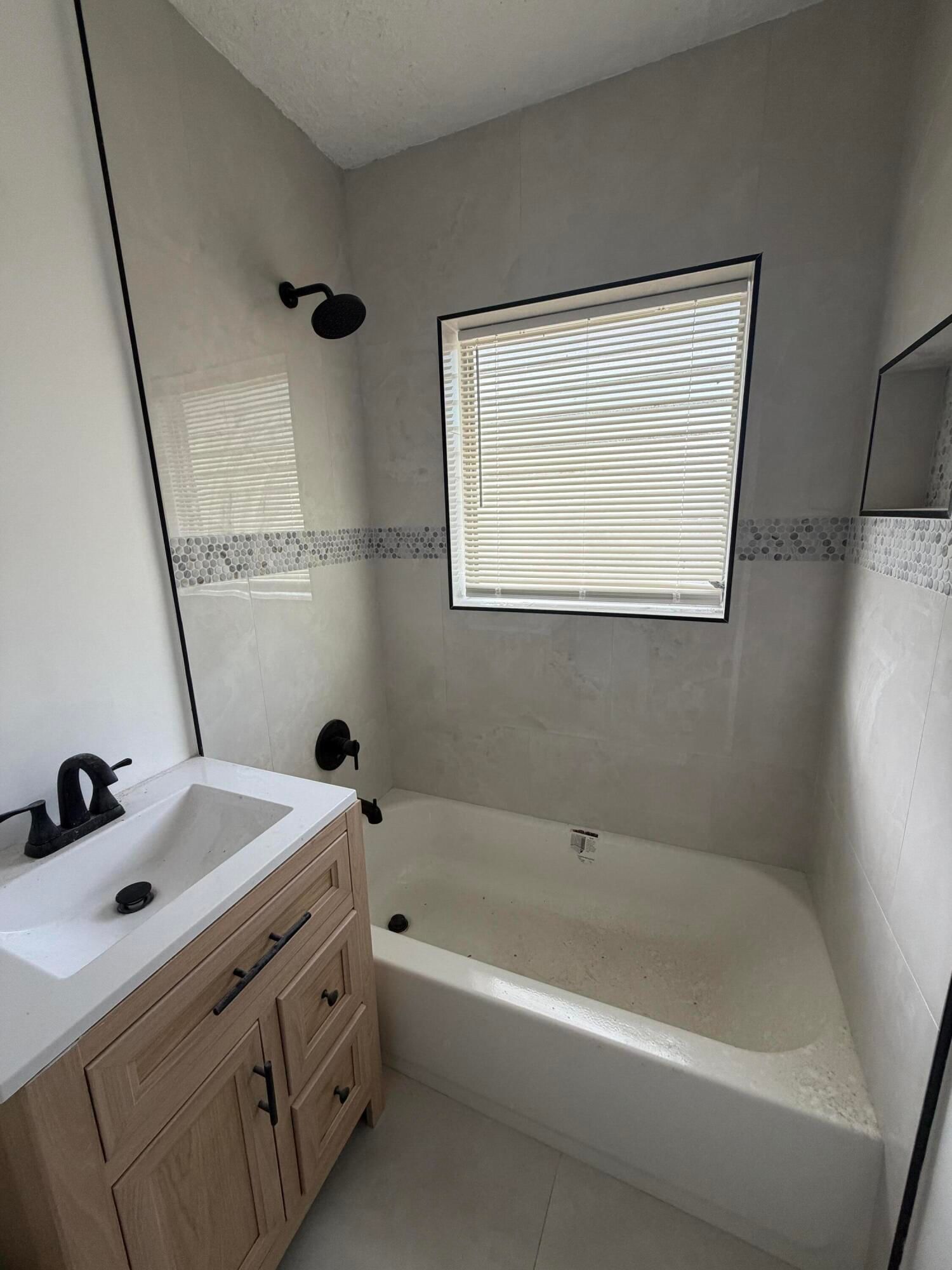 1437 NW 10th Place, Fort Lauderdale, FL 33311 photo 3