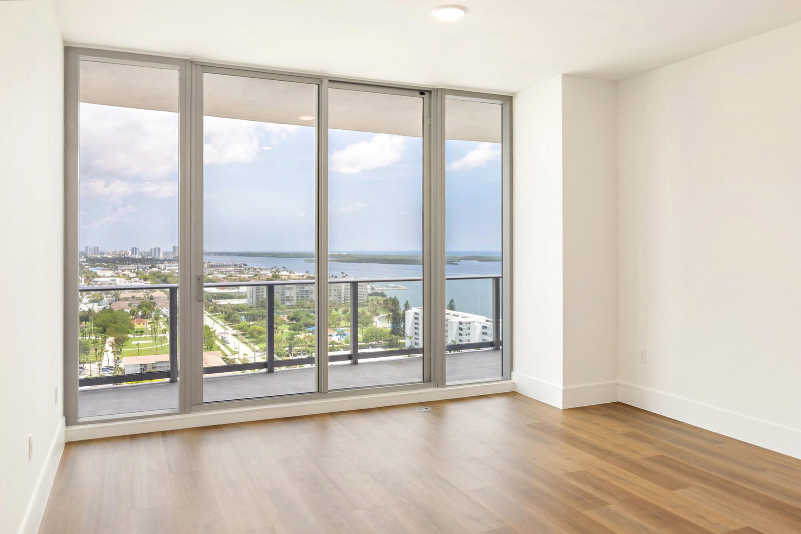 220 Lake Shore Drive #1809, Lake Park, FL 33403 photo 2